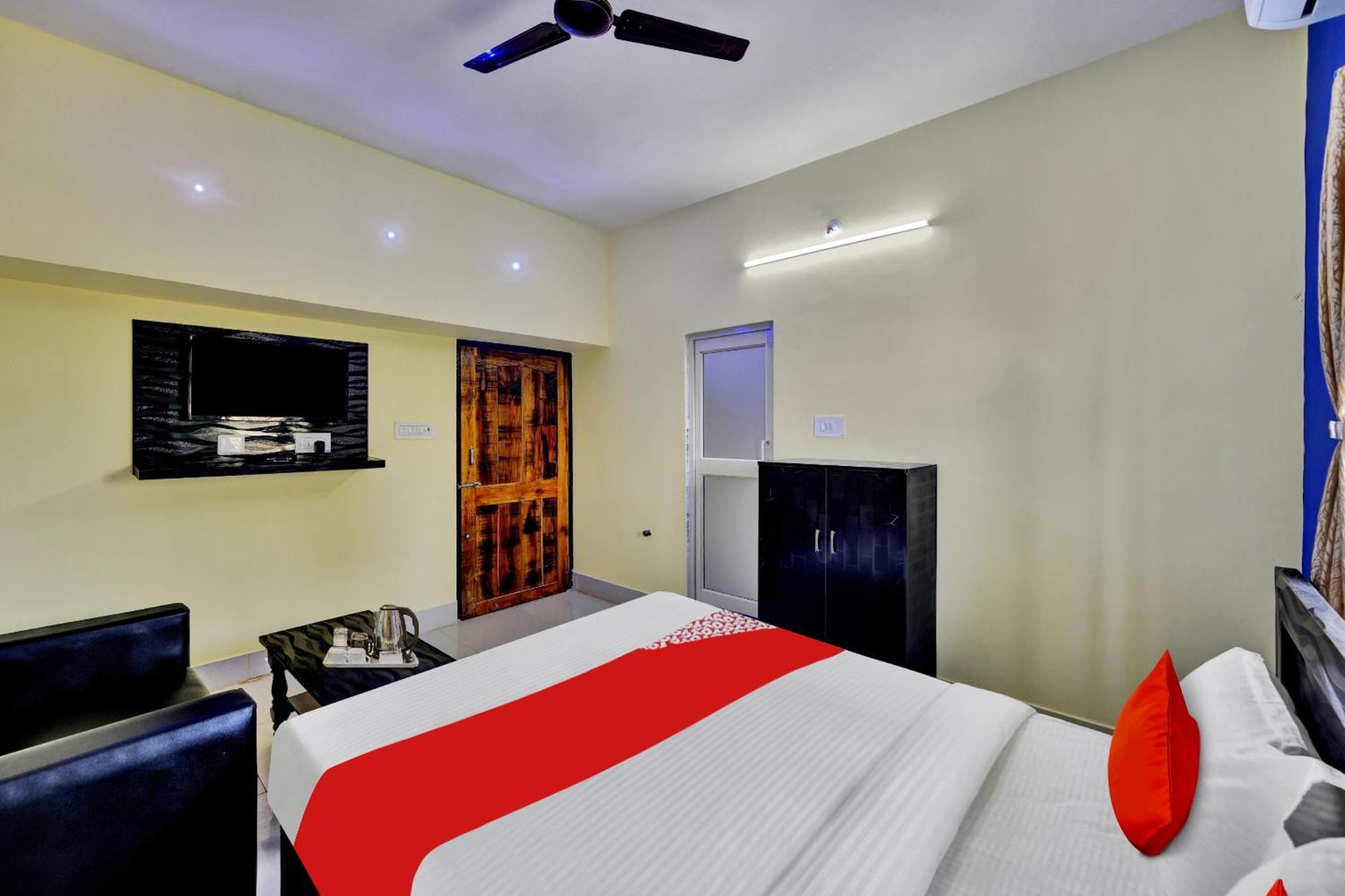 Oyo Flagship 81058 Royal Regalia Hotel Bhubaneswar Exterior photo